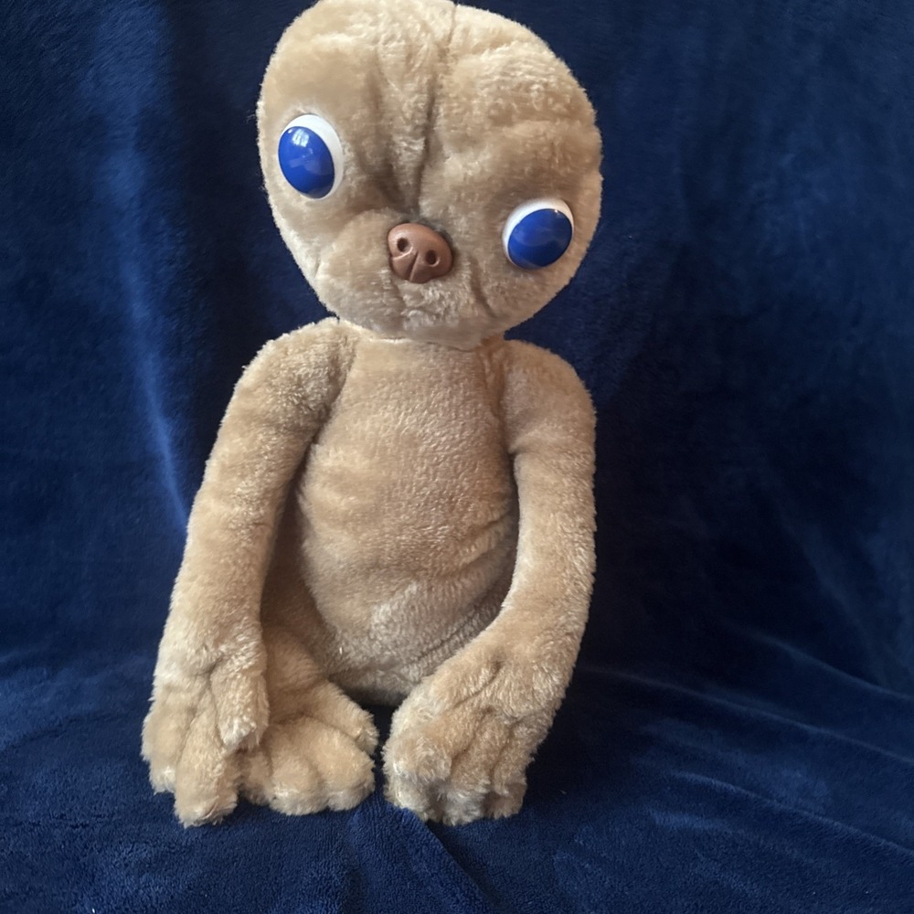 Vintage 1982 ET Plush 12" E.T. Plush Stuffed Animal /Doll by Showtime